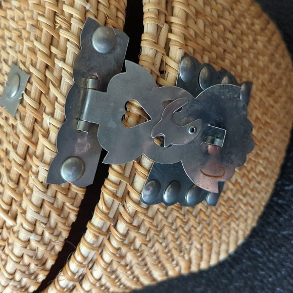 Vintage basket with lock antique - Picture 2 of 4